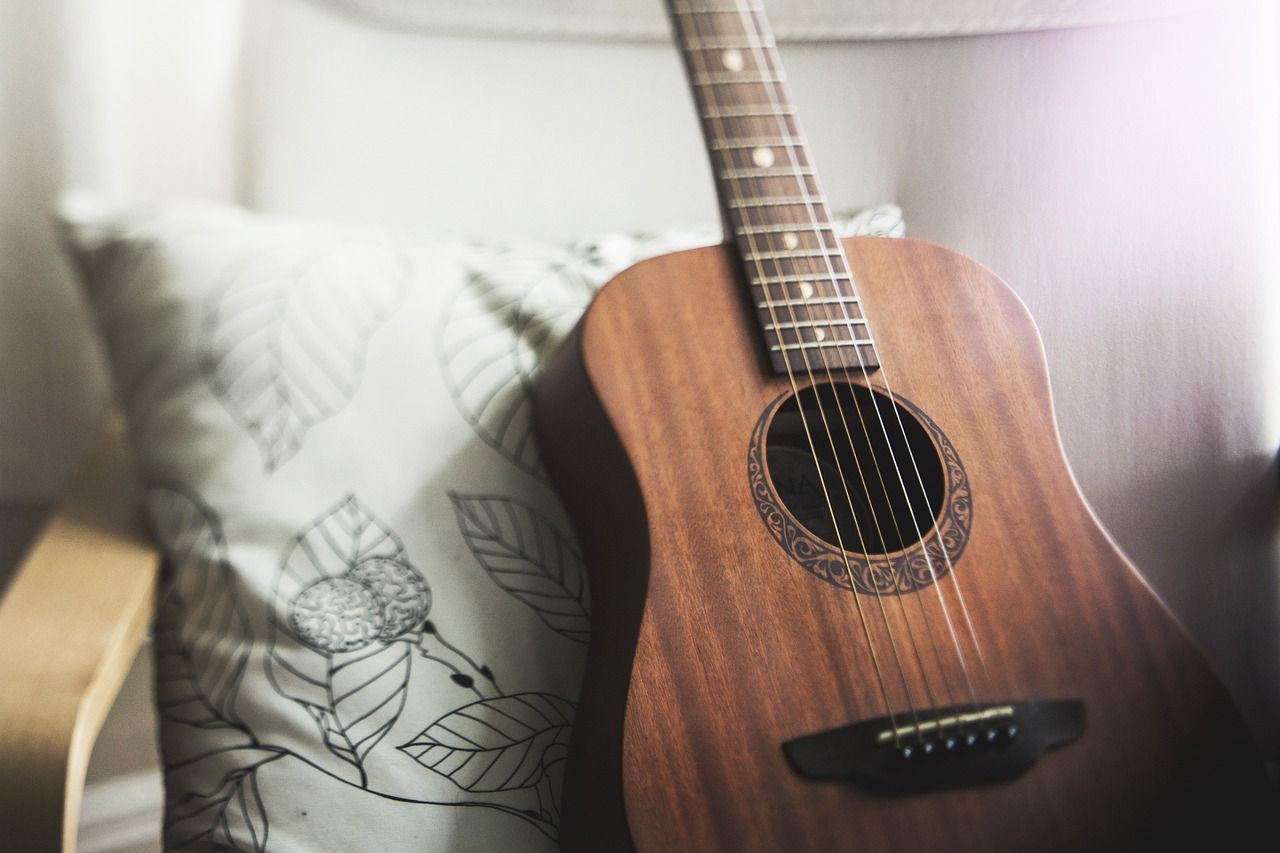 Skrzypce, ukulele czy gitara - wybór idealnego instrumentu dla początkujących